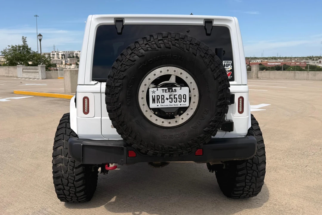 2019 Jeep JL Wrangler - Image 5 of 31