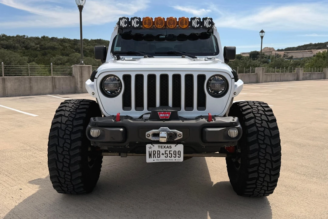 2019 Jeep JL Wrangler - Image 2 of 31