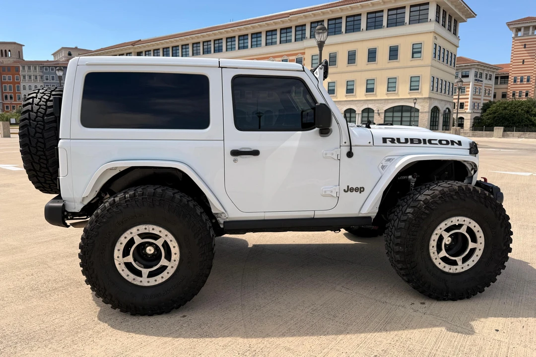 2019 Jeep JL Wrangler - Image 3 of 31
