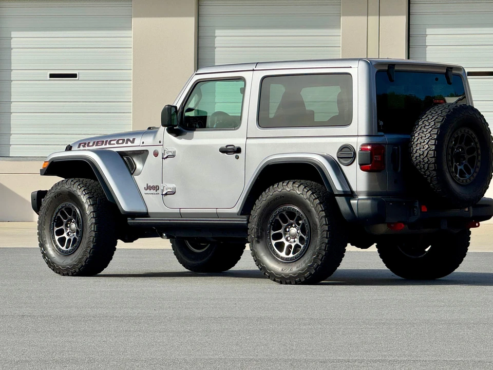 2019 Jeep JL Wrangler - Image 8 of 31