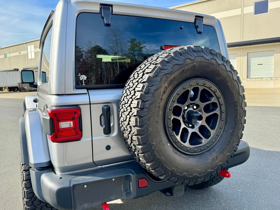 2019 Jeep JL Wrangler - Image 28 of 31