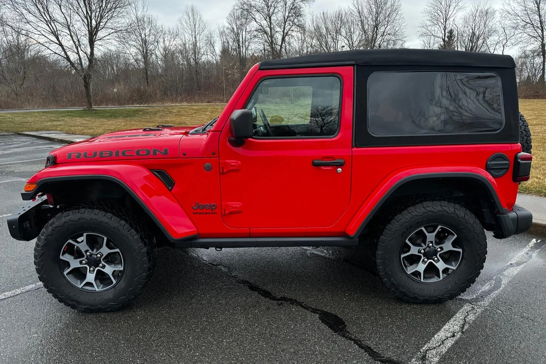2019 Jeep JL Wrangler - Image 3 of 5