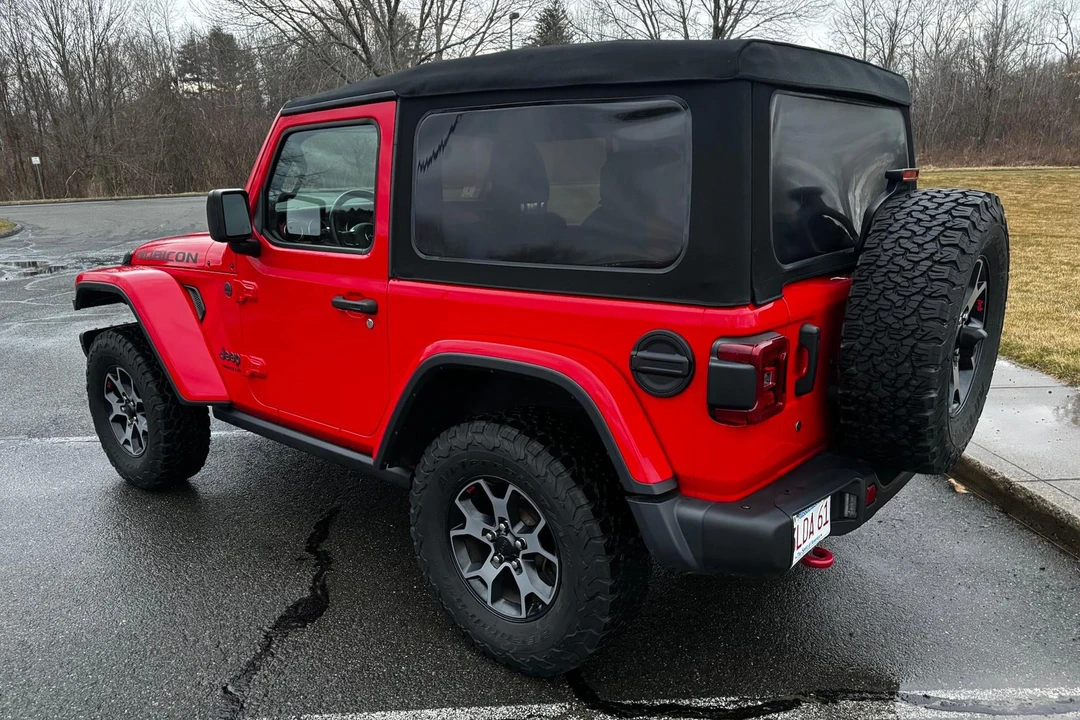 2019 Jeep JL Wrangler - Image 4 of 5