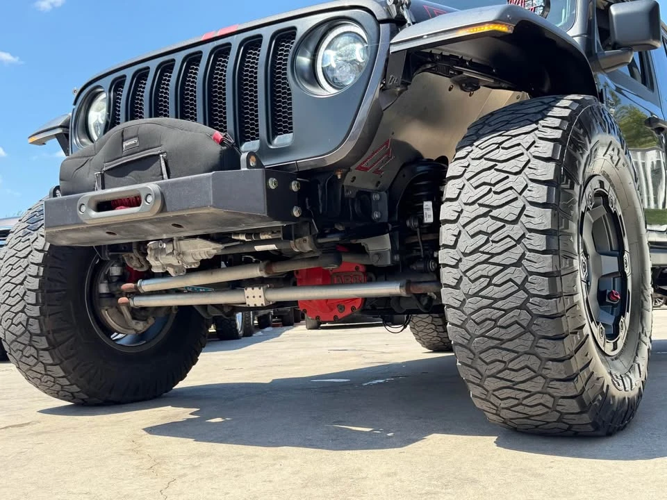 2019 Jeep JL Wrangler - Image 3 of 10