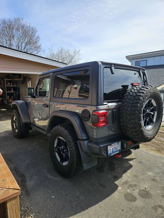 2019 Jeep JL Wrangler - Image 2 of 7
