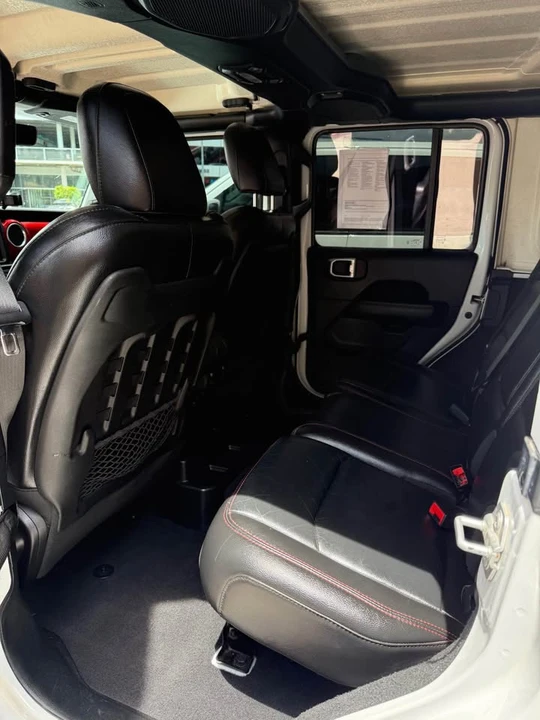 2019 Jeep JL Wrangler - Image 8 of 9