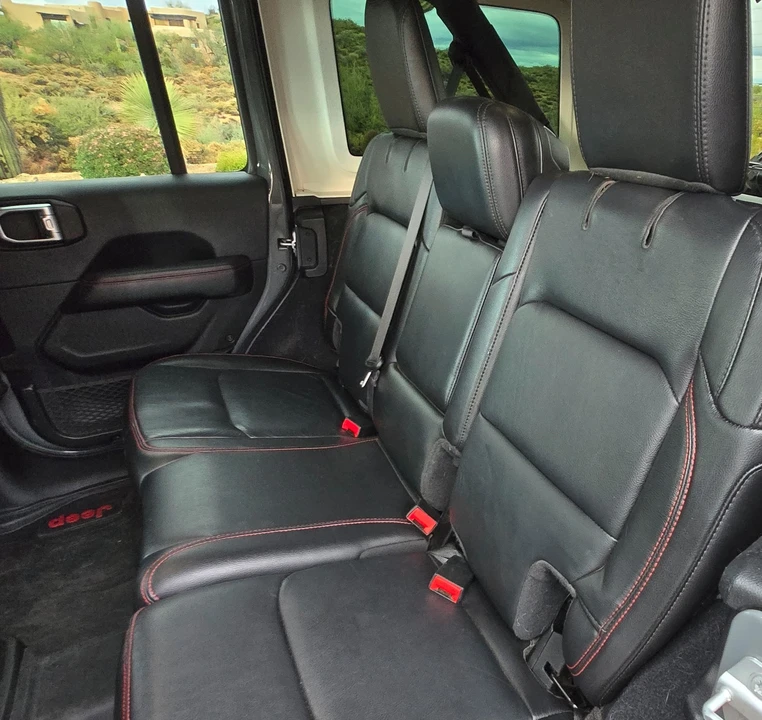 2019 Jeep JL Wrangler - Image 13 of 20