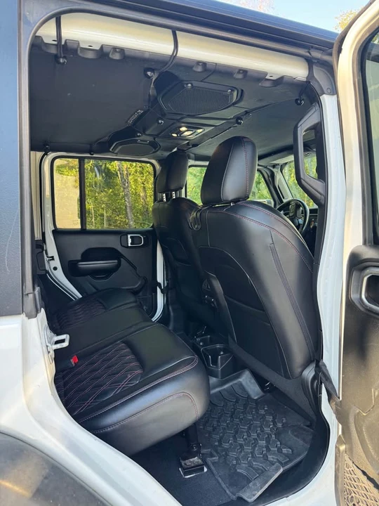 2019 Jeep JL Wrangler - Image 8 of 15