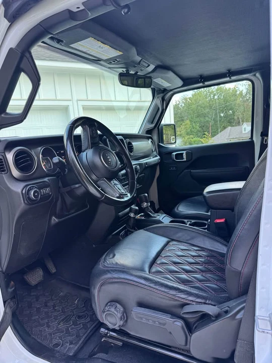 2019 Jeep JL Wrangler - Image 11 of 15
