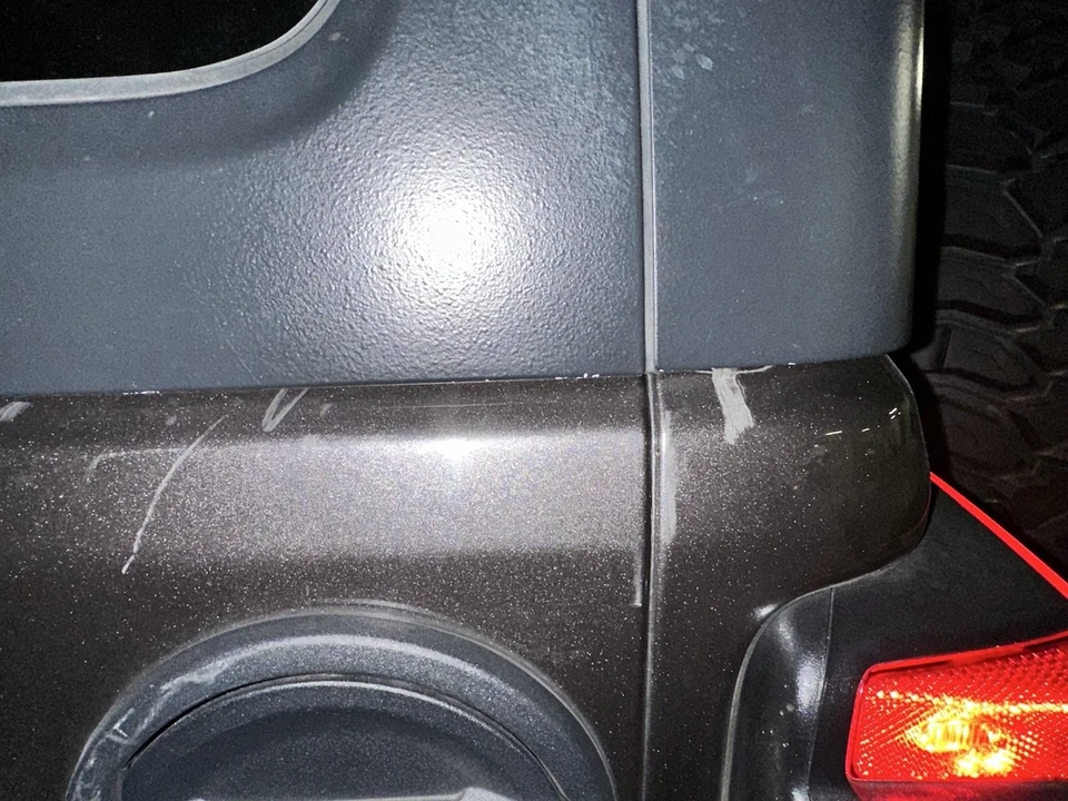 2019 Jeep JL Wrangler - Image 18 of 21