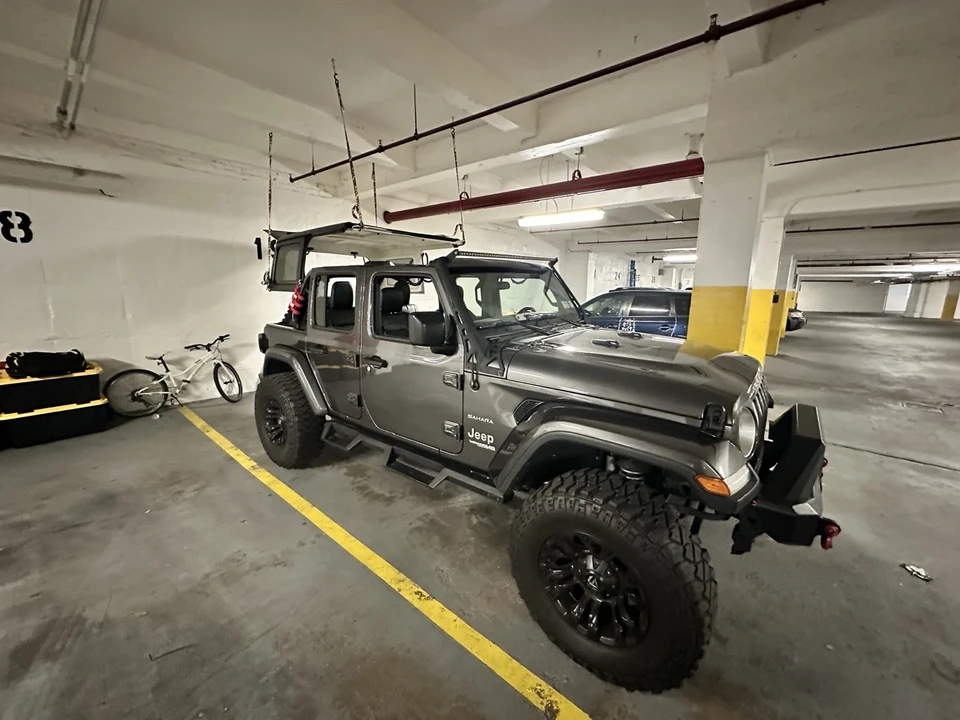 2019 Jeep JL Wrangler - Image 10 of 21