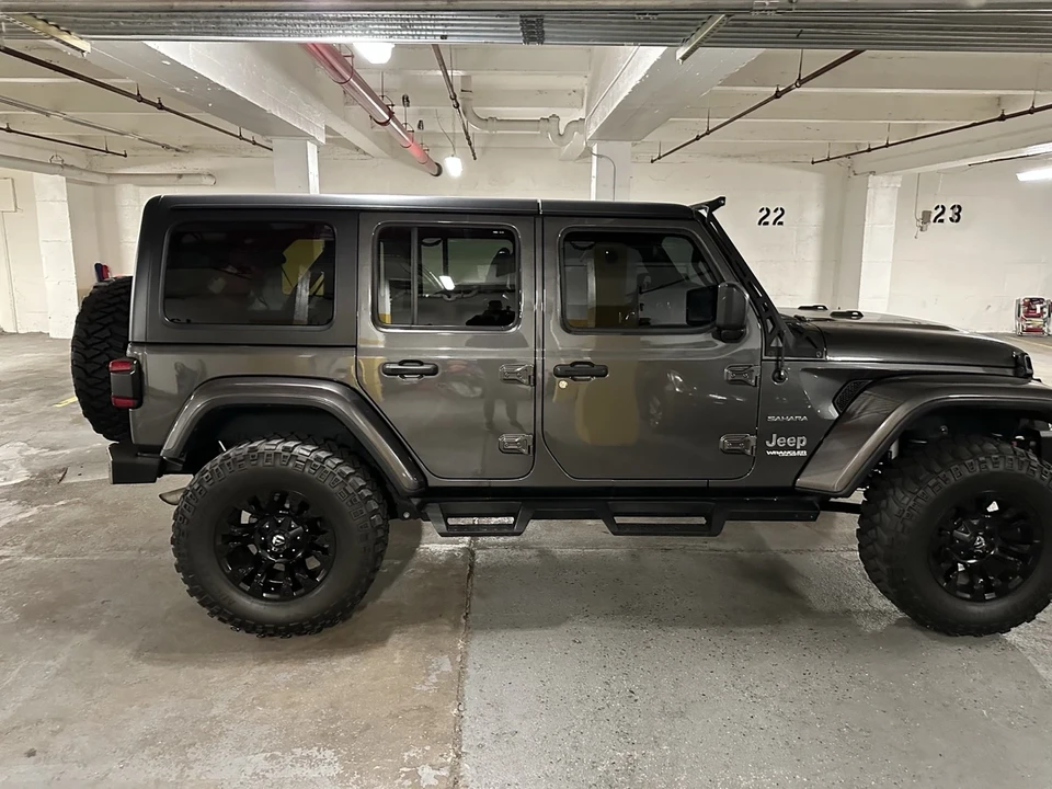 2019 Jeep JL Wrangler - Image 7 of 21