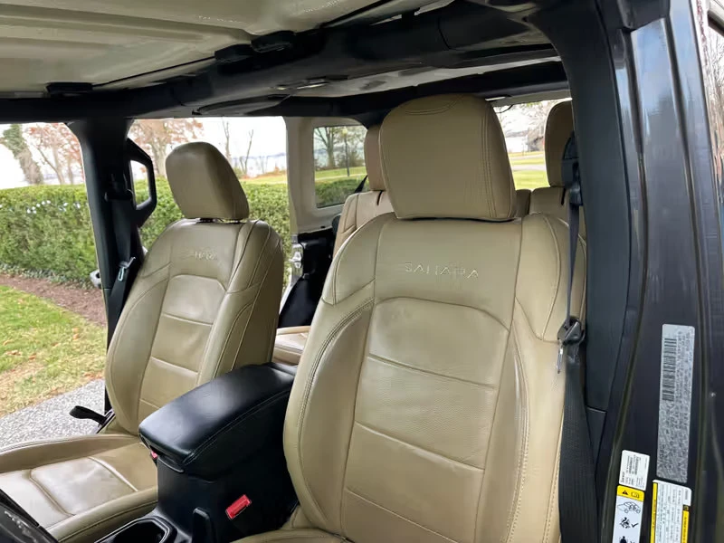 2019 Jeep JL Wrangler - Image 9 of 21