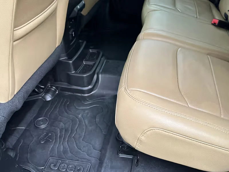 2019 Jeep JL Wrangler - Image 18 of 21