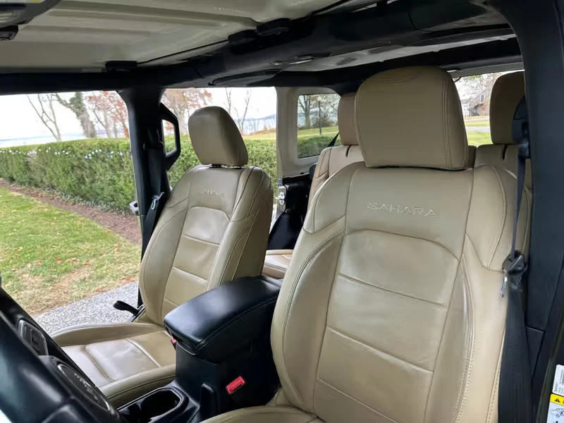 2019 Jeep JL Wrangler - Image 12 of 21