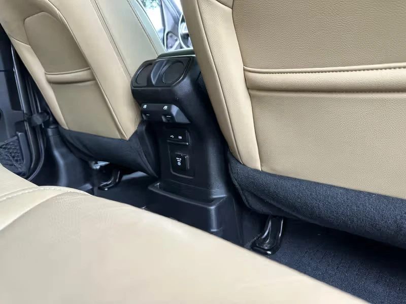 2019 Jeep JL Wrangler - Image 16 of 21