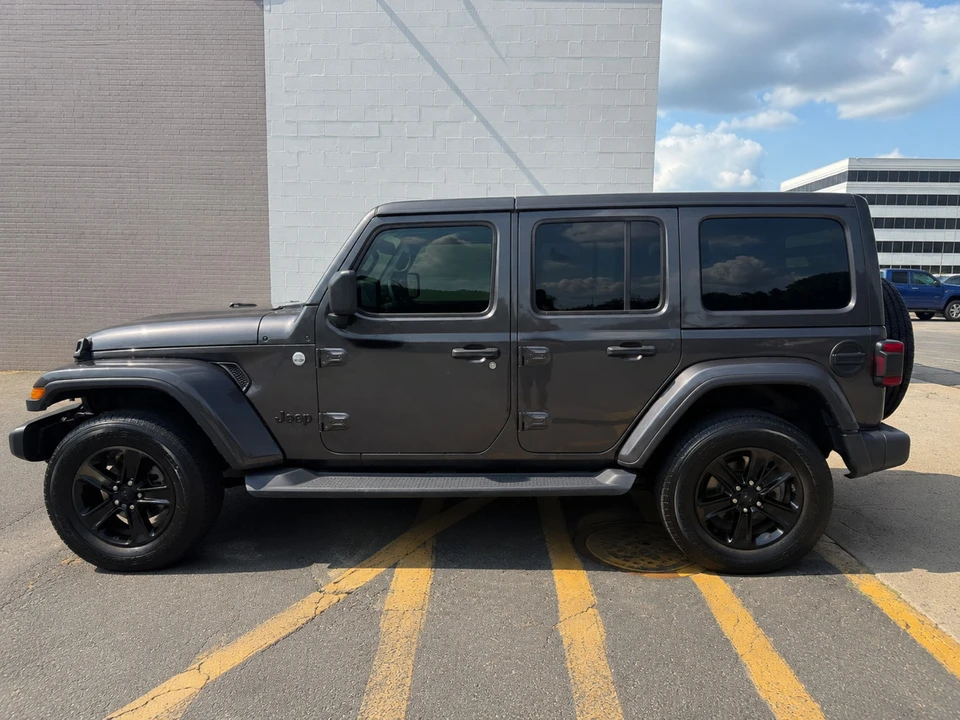 2019 Jeep JL Wrangler - Image 5 of 13