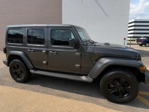 2019 Jeep Wrangler Sahara Altitude