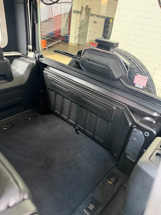 2019 Jeep JL Wrangler - Image 10 of 13