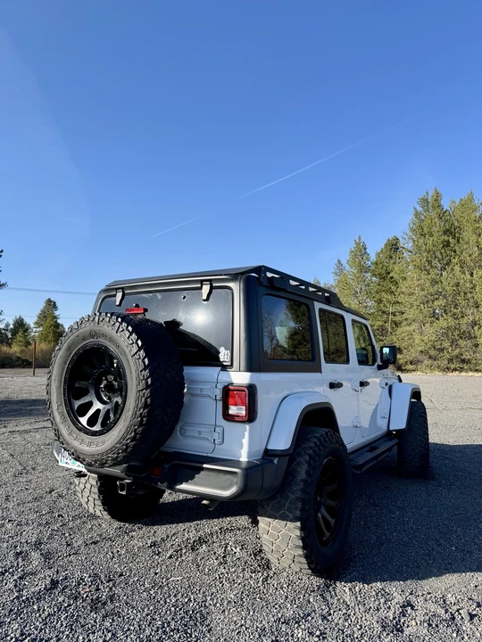 2019 Jeep JL Wrangler - Image 14 of 22