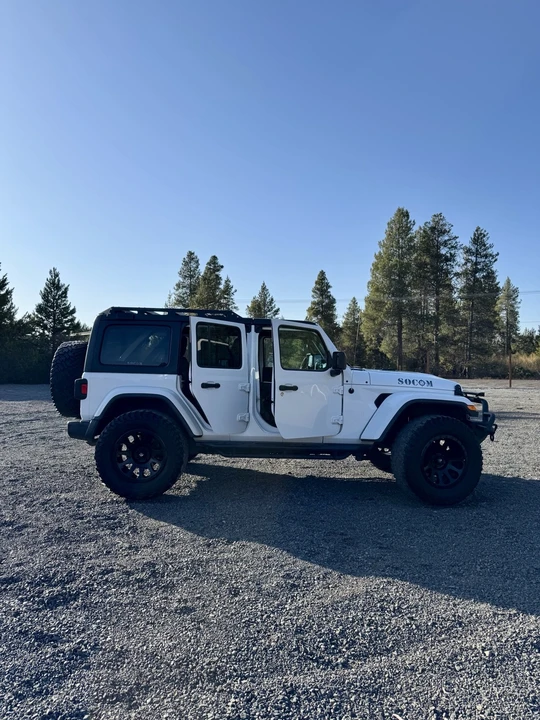 2019 Jeep JL Wrangler - Image 4 of 22