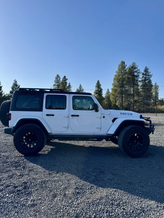 2019 Jeep JL Wrangler - Image 2 of 22