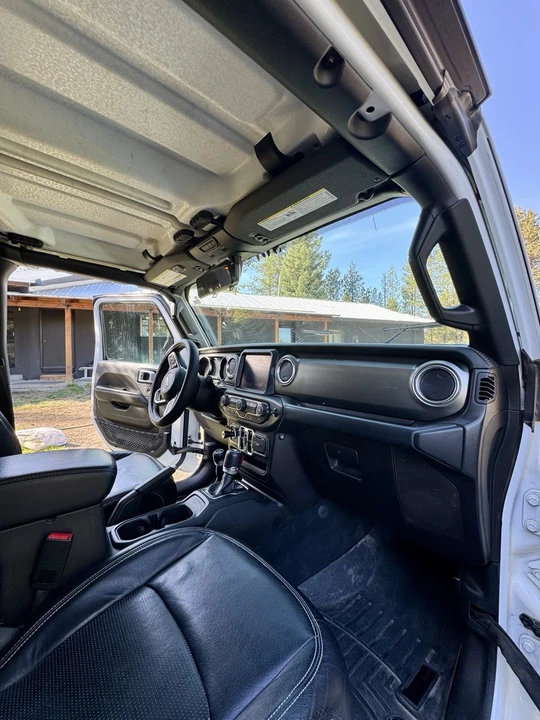 2019 Jeep JL Wrangler - Image 20 of 22