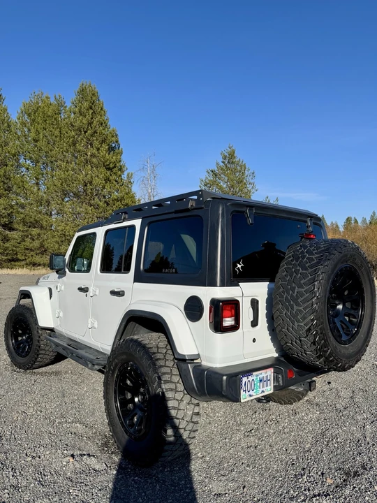 2019 Jeep JL Wrangler - Image 11 of 22
