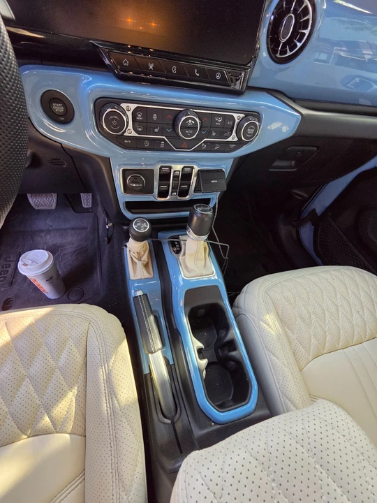 2019 Jeep JL Wrangler - Image 5 of 8