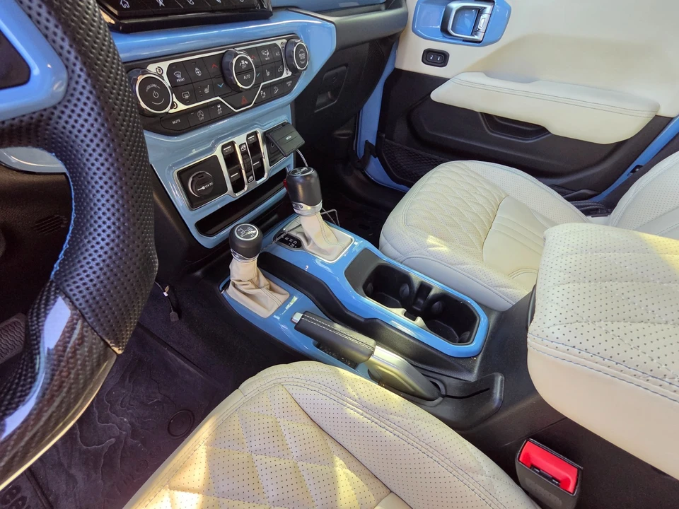 2019 Jeep JL Wrangler - Image 6 of 8