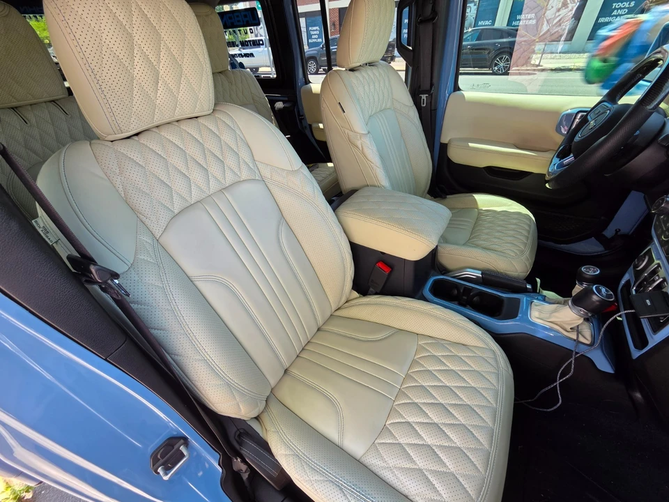 2019 Jeep JL Wrangler - Image 7 of 8