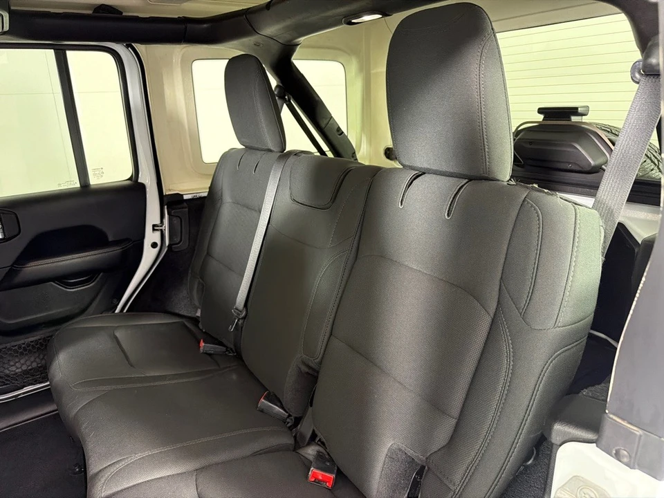 2019 Jeep JL Wrangler - Image 18 of 25