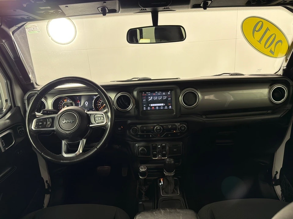 2019 Jeep JL Wrangler - Image 24 of 25