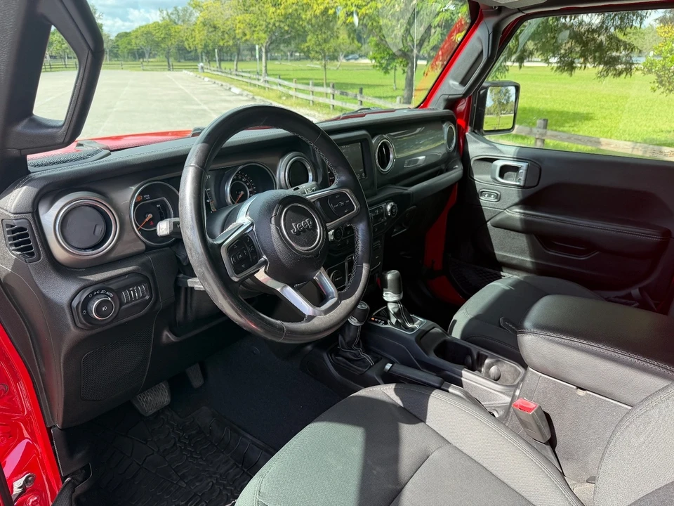 2019 Jeep JL Wrangler - Image 19 of 21