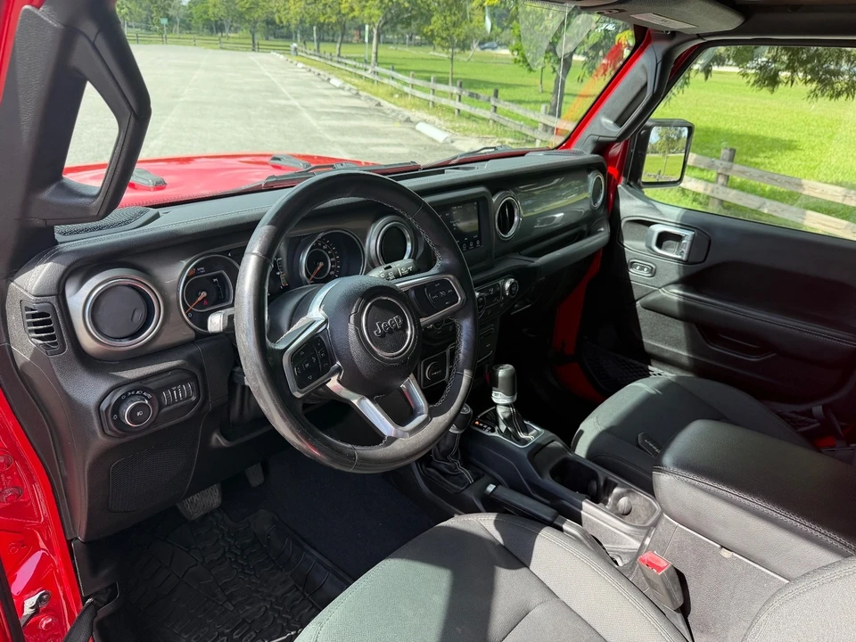 2019 Jeep JL Wrangler - Image 18 of 21