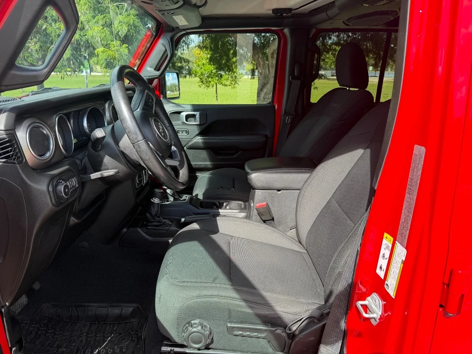 2019 Jeep JL Wrangler - Image 16 of 21