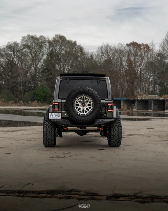 2019 Jeep JL Wrangler - Image 18 of 21