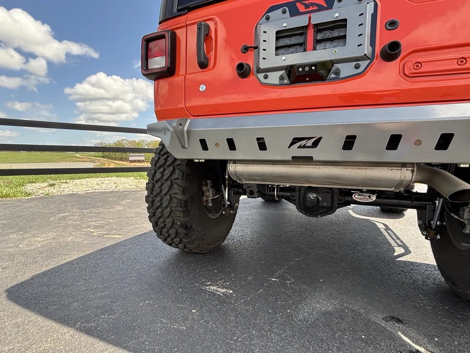 2019 Jeep JL Wrangler - Image 11 of 31