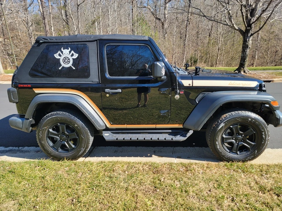 2019 Jeep JL Wrangler - Image 17 of 21