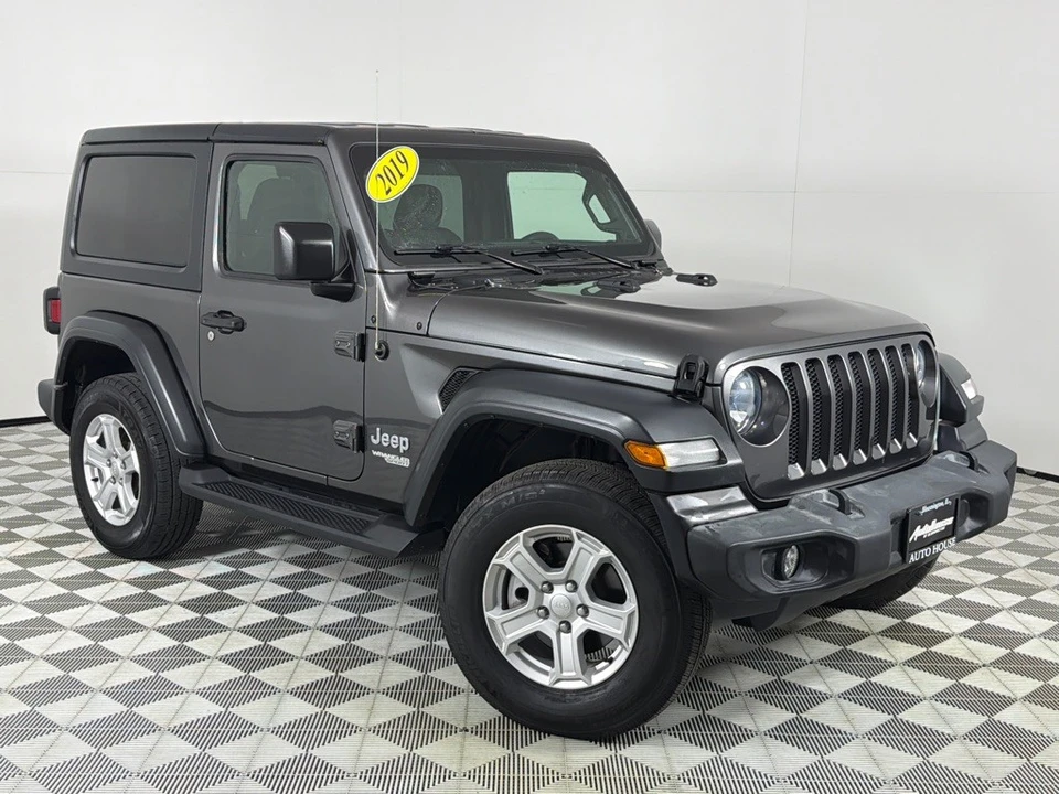 2019 Jeep JL Wrangler - Image 2 of 12