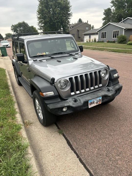 2019 Jeep JL Wrangler - Image 8 of 25
