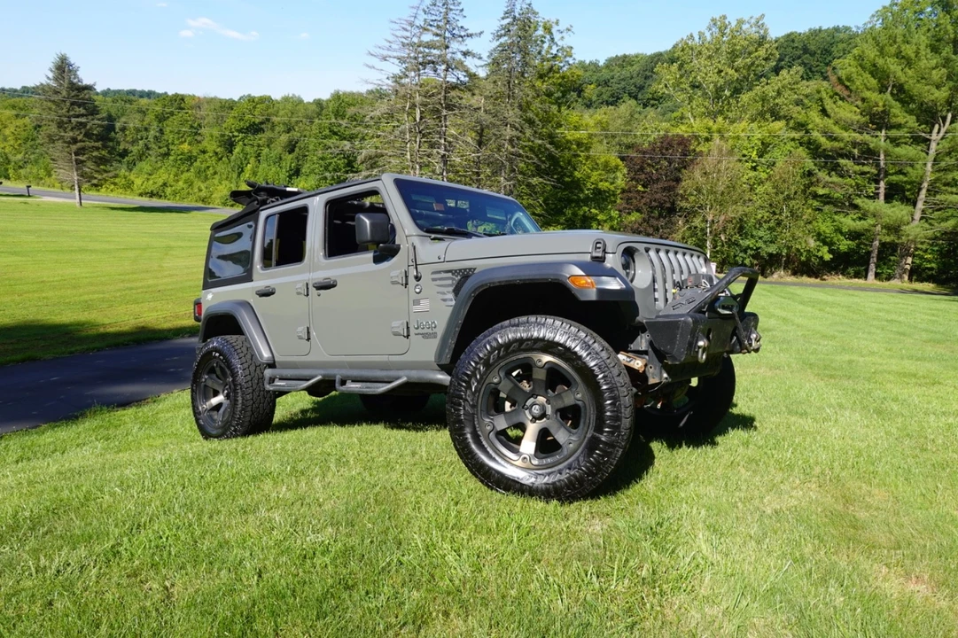 2019 Jeep JL Wrangler - Image 5 of 23