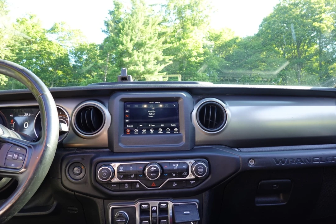 2019 Jeep JL Wrangler - Image 15 of 23
