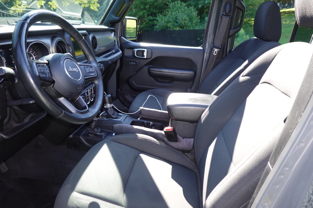 2019 Jeep JL Wrangler - Image 16 of 23