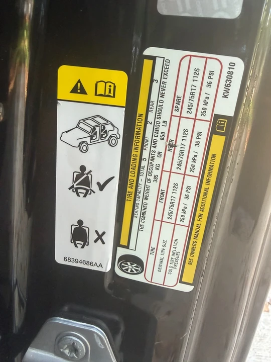 2019 Jeep JL Wrangler - Image 5 of 5