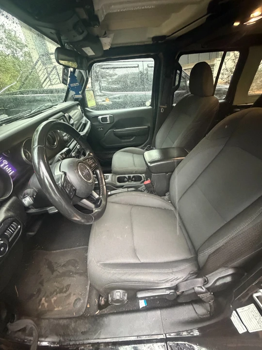 2019 Jeep JL Wrangler - Image 2 of 8