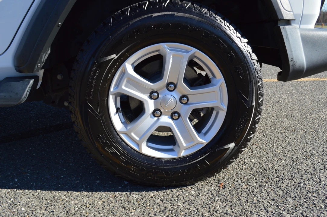 2019 Jeep JL Wrangler - Image 21 of 21