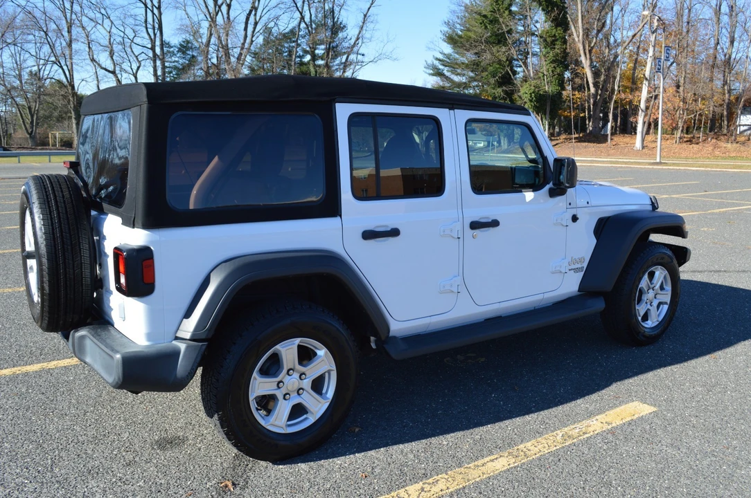 2019 Jeep JL Wrangler - Image 5 of 21