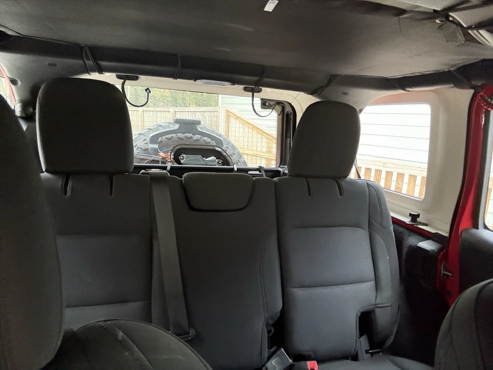 2019 Jeep JL Wrangler - Image 15 of 21