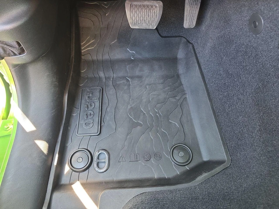 2019 Jeep JL Wrangler - Image 30 of 31